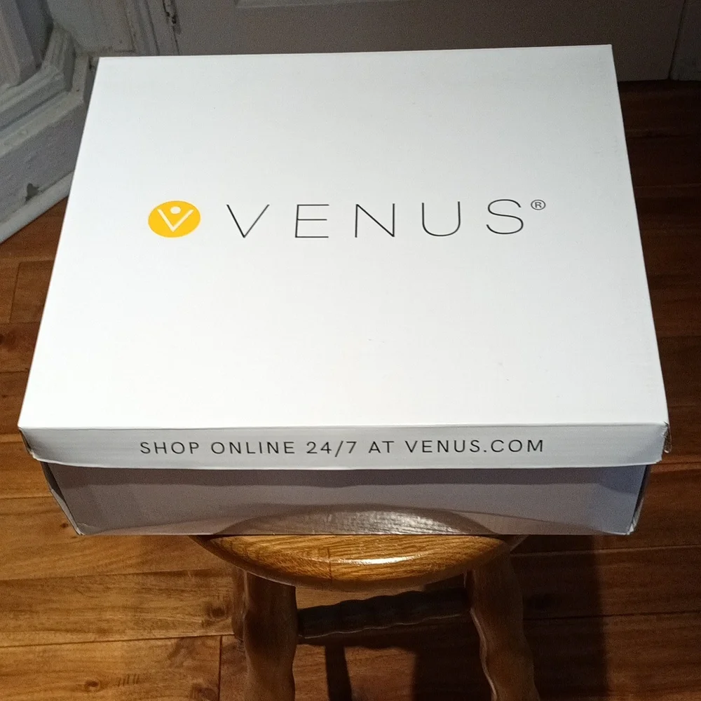 VENUS Over The Knee Studded Boots